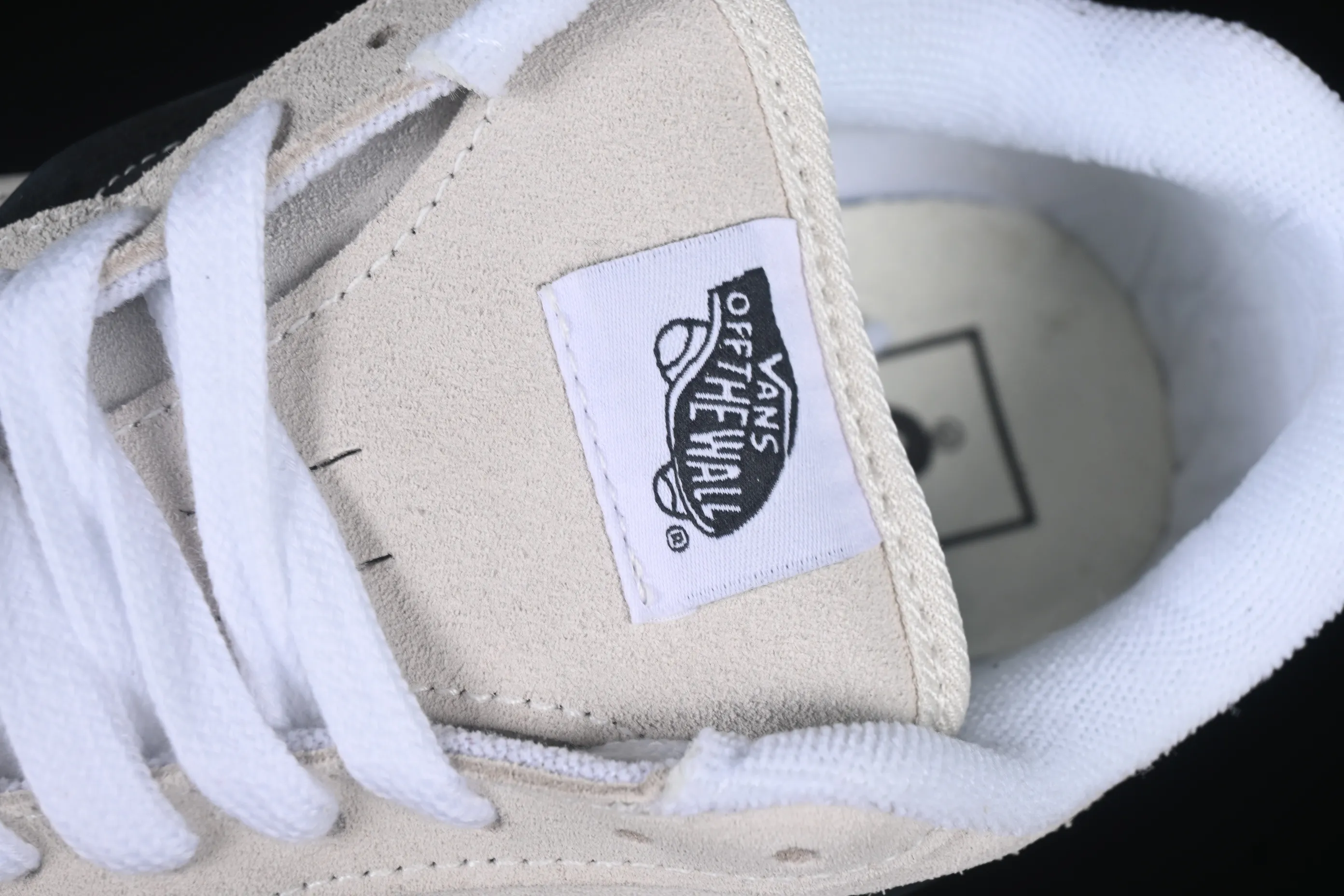 All categories Vans Vans series Vans Low Vans low-top Vans Knu Skool Vans low-top retro casual fat bread shoes VN0009QCD24